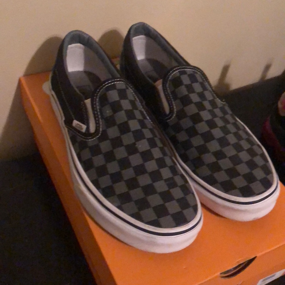 Vans slip on checkered
